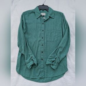 Universal Thread Casual Green Button-Down Shirt